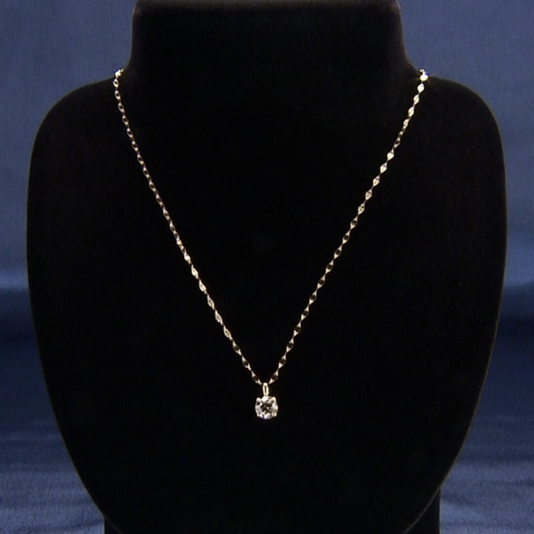 純金1ctダイヤペンダントペタルチェーンネックレス （造幣局検定マーク入）